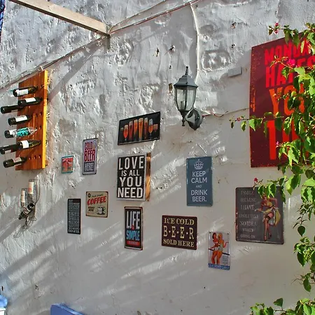 Afet Hanim Konagi Guest house 3*