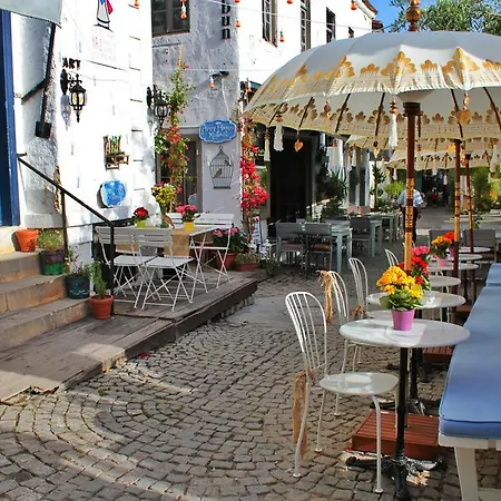 Afet Hanim Konagi Guest house