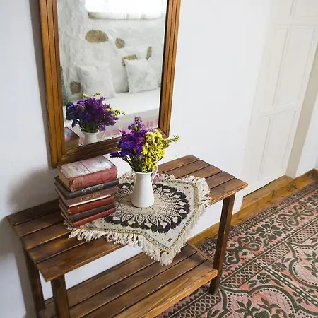Afet Hanim Konagi Guest house Alacati