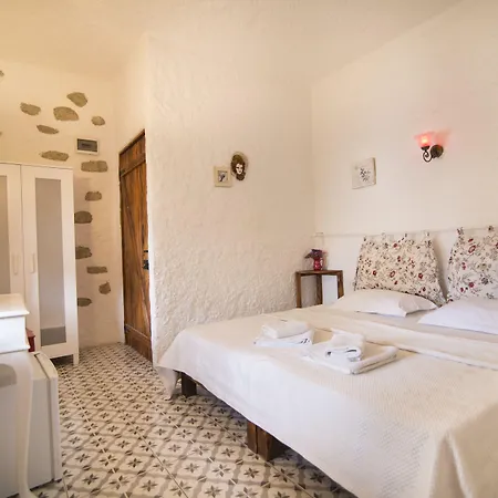 Afet Hanim Konagi Guest house Alacati