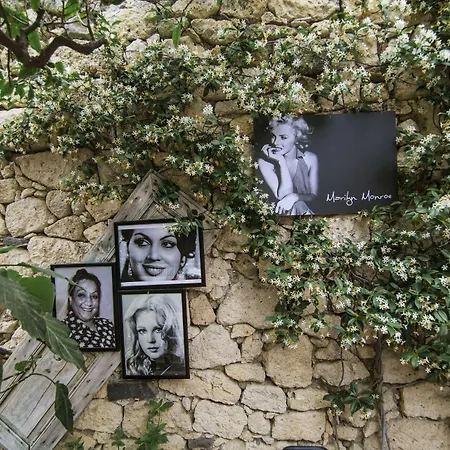 Afet Hanim Konagi Guest house Alacati