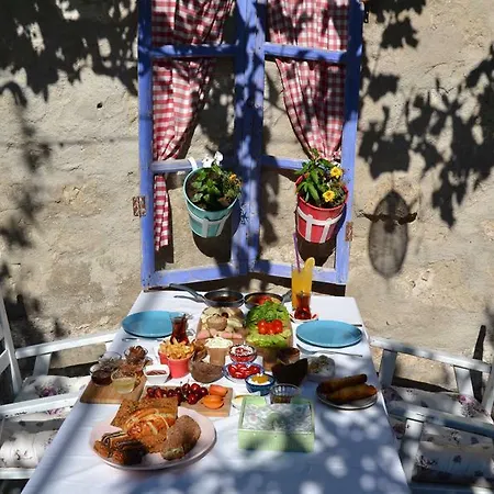 Afet Hanim Konagi Alaçatı